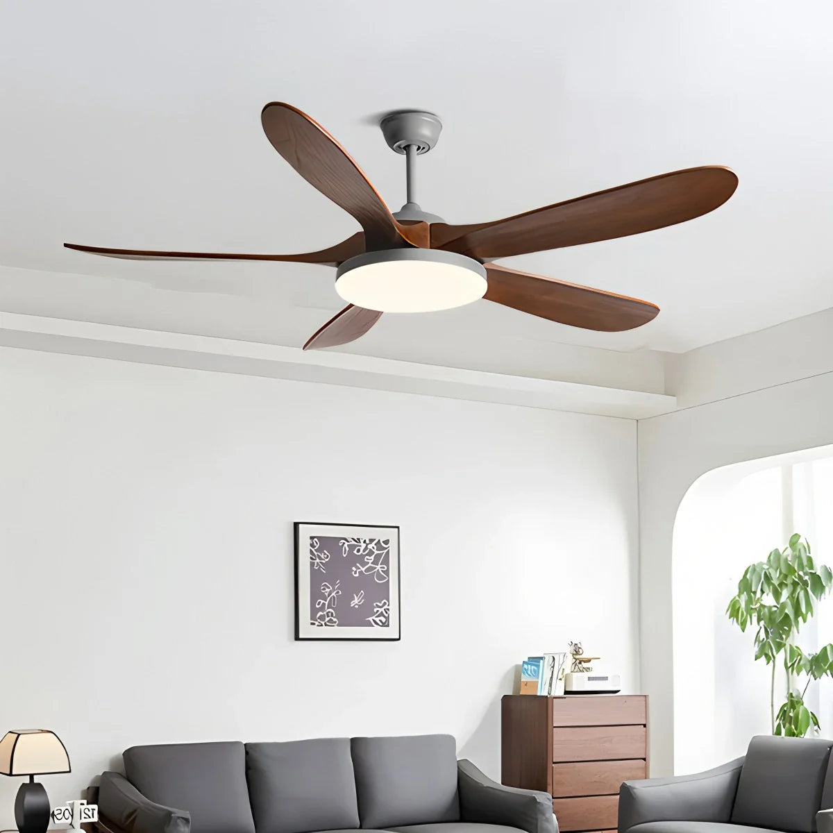 Eloer 5-leaf Solid Wood Ceiling Fan Light