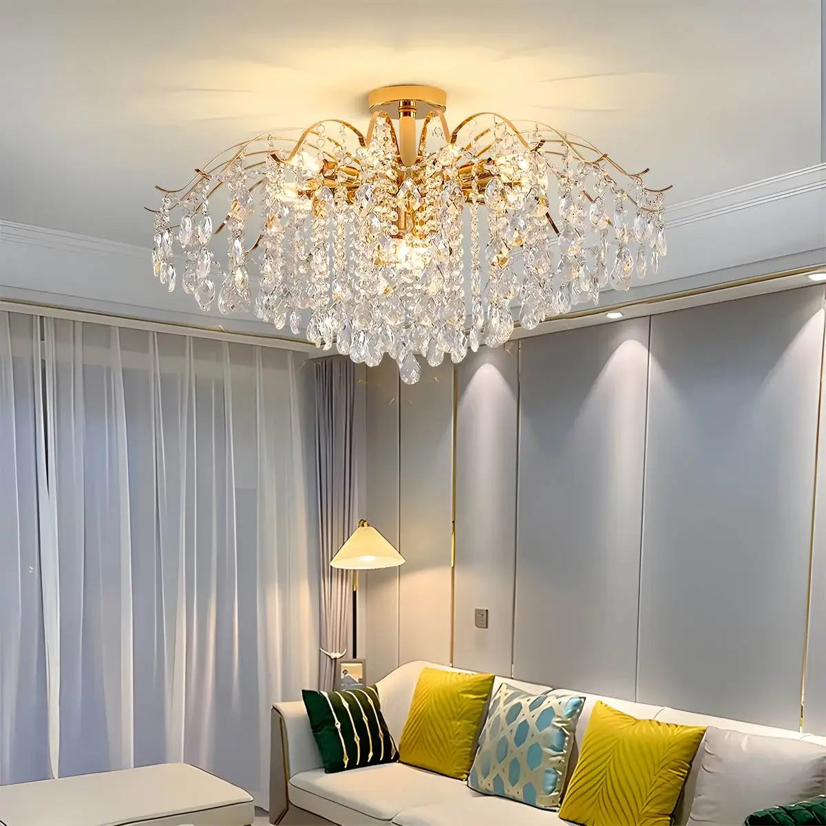 Eloer French Vintage Crystal Ceiling Chandelier